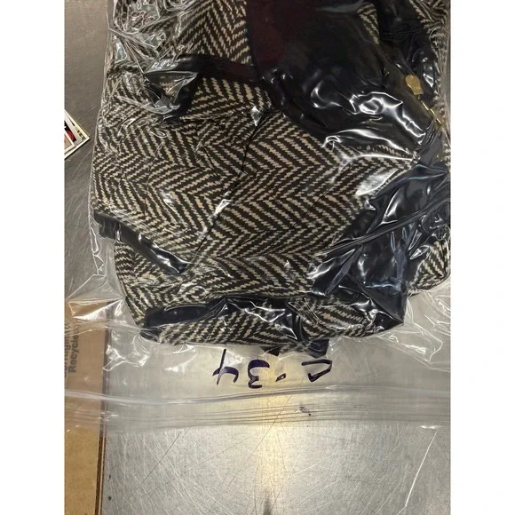 J.Crew Herringbone Excursion Puffer Vest Black White Down Fill Womens Small S - Picture 5 of 5